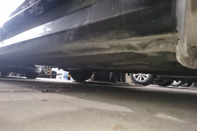 Used Ford Focus 2011 Hatchback 1.8L Automatic Fashion Edition Chassis Front Right