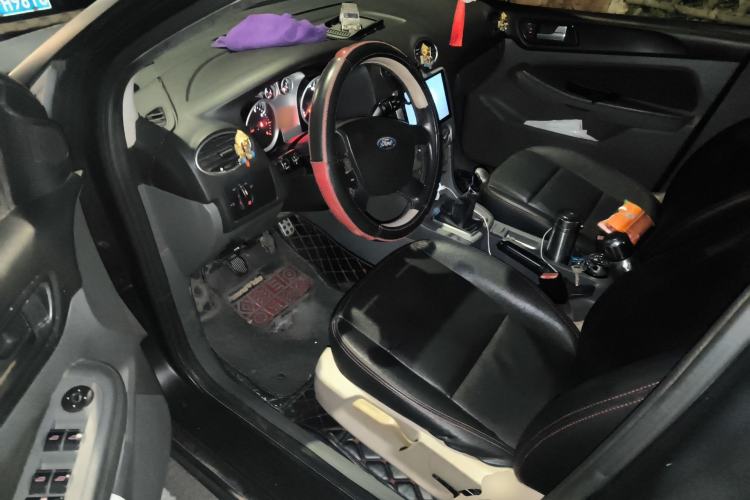 Used Ford Focus 2011 Hatchback 1.8L Manual Comfort Model Driver Seat