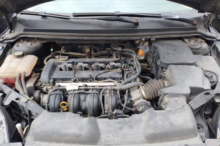 Used Ford Focus 2011 Sedan 1.8L Manual Classic Model Engine Bay