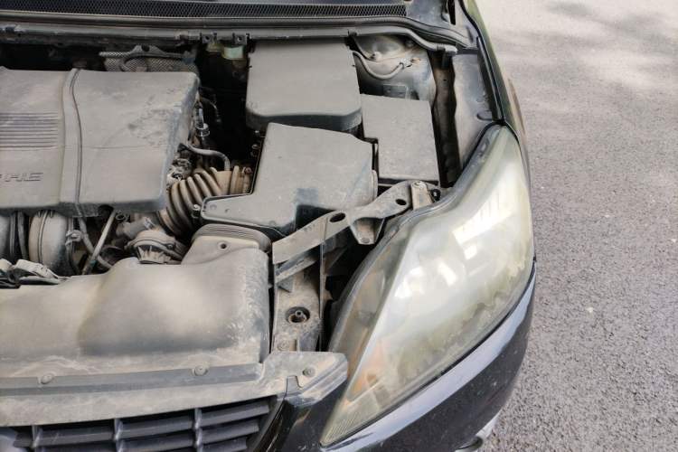 Used Ford Focus 2011 Hatchback 1.8L Automatic Fashion Edition Engine Bay Left