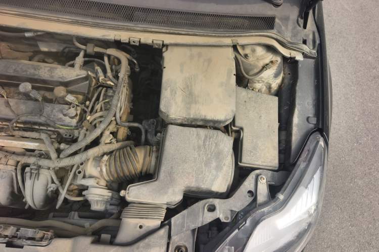 Used Ford Focus 2011 Hatchback 1.8L Manual Classic Model Engine Bay Left