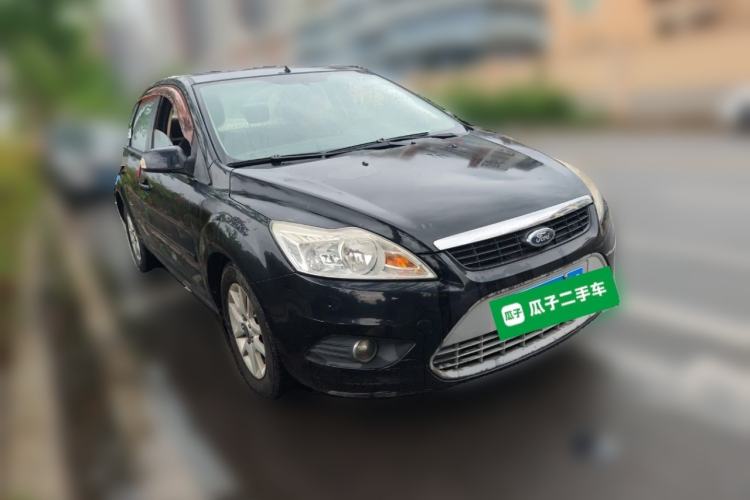Used Ford Focus 2011 Sedan 1.8L Manual Comfort Model Front Right 45 Deg