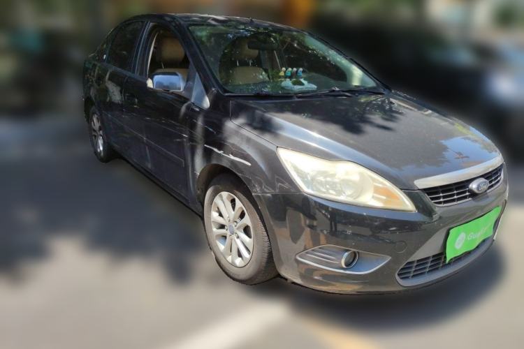 Used Ford Focus 2011 Sedan 1.8L Automatic Fashion Edition Front Right 45 Deg