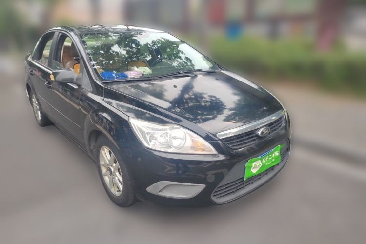 Used Ford Focus 2011 Sedan 1.8L Manual Comfort Model Front Right 45 Deg