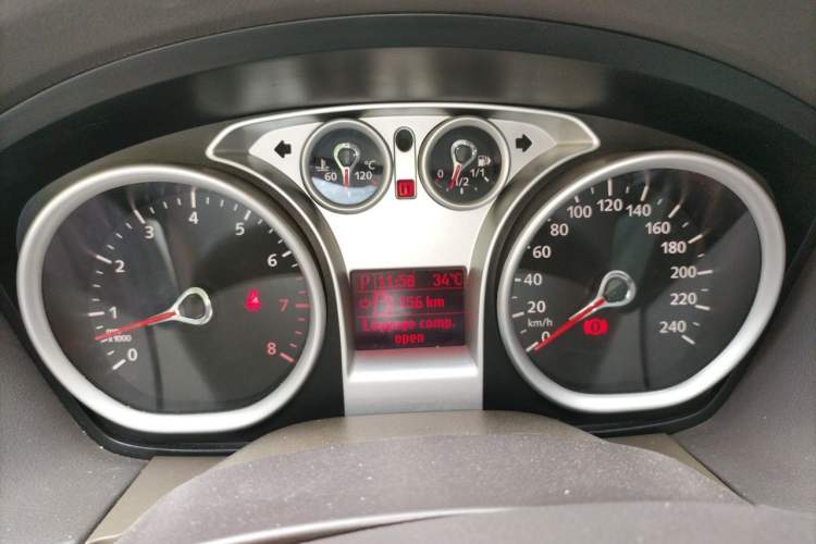 Used Ford Focus 2011 Hatchback 1.8L Automatic Fashion Edition Instrument Cluster