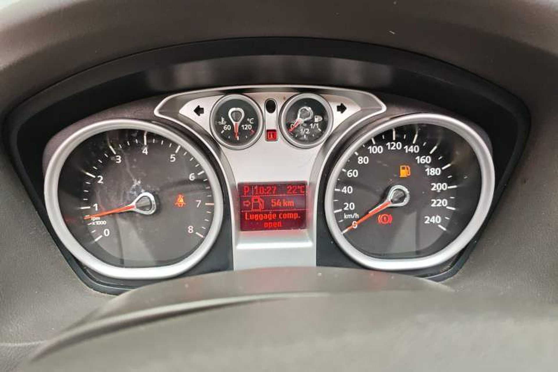 Used Ford Focus 2011 Sedan 1.8L Automatic Fashion Edition Instrument Cluster