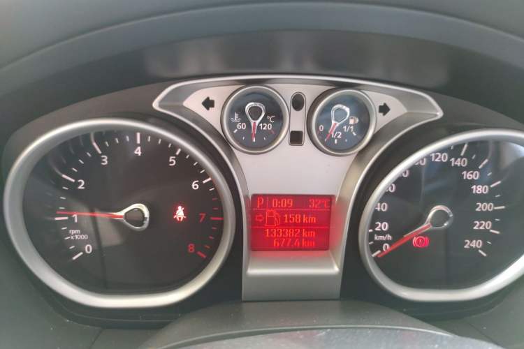 Used Ford Focus 2011 Sedan 1.8L Automatic Fashion Edition Instrument Cluster