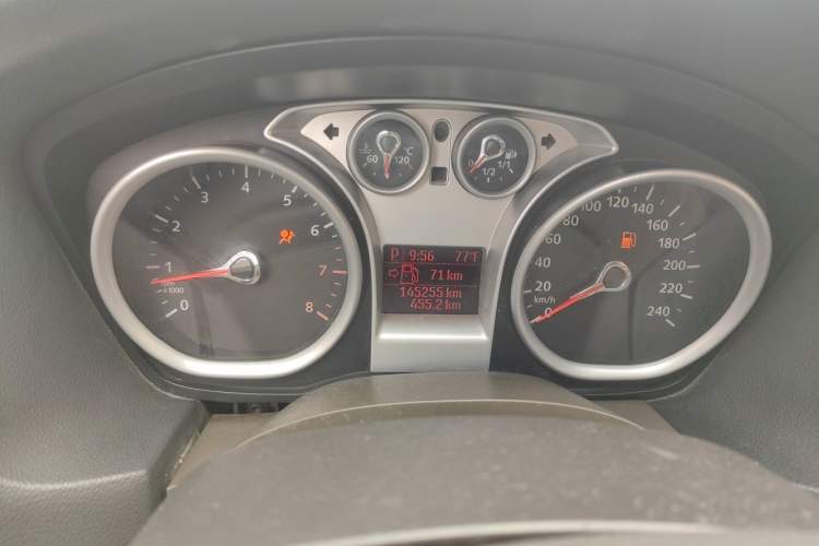 Used Ford Focus 2011 Hatchback 1.8L Automatic Fashion Edition Instrument Cluster