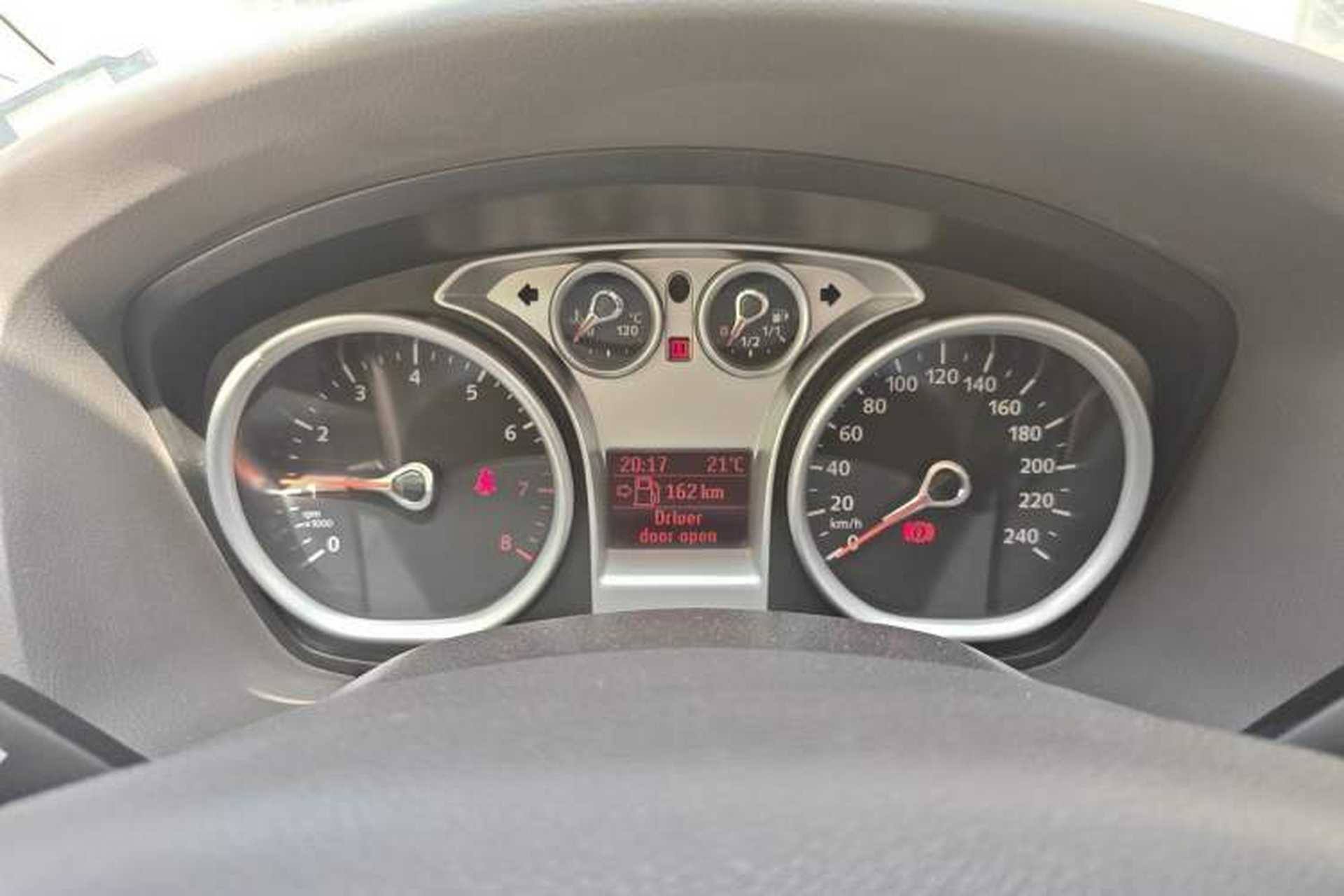 Used Ford Focus 2011 Sedan 1.8L Manual Comfort Model Instrument Cluster