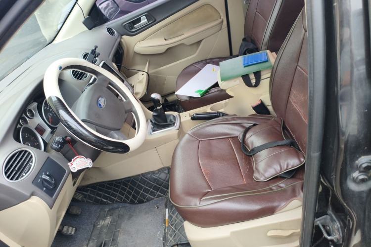 Used Ford Focus 2011 Sedan 1.8L Manual Classic Model Left Front Seat