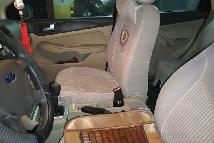 Used Ford Focus 2011 Sedan 1.8L Manual Comfort Model Left Front Seat