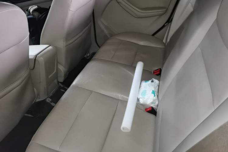 Used Ford Focus 2011 Hatchback 1.8L Automatic Fashion Edition Left Rear Seat
