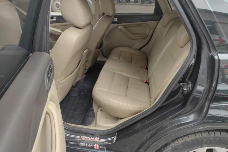 Used Ford Focus 2011 Hatchback 1.8L Automatic Fashion Edition Left Rear Seat