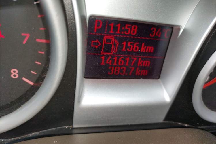 Used Ford Focus 2011 Hatchback 1.8L Automatic Fashion Edition Odometer Close Up