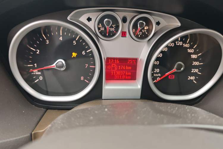 Used Ford Focus 2011 Sedan 1.8L Manual Comfort Model Odometer Close Up