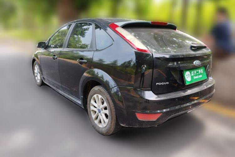 Used Ford Focus 2011 Hatchback 1.8L Automatic Fashion Edition Rear Left 45 Deg