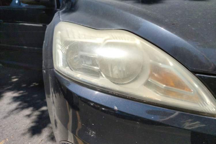 Used Ford Focus 2011 Sedan 1.8L Automatic Fashion Edition Right Front Headlight
