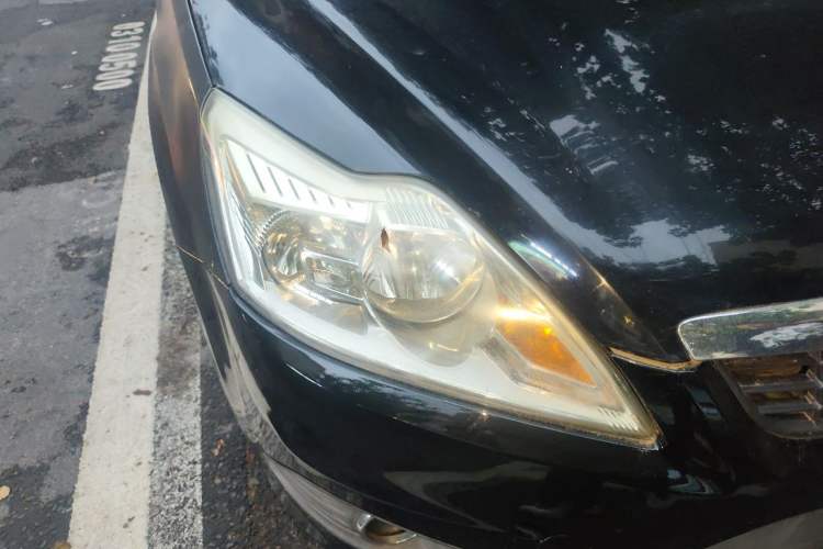 Used Ford Focus 2011 Sedan 1.8L Automatic Fashion Edition Right Front Headlight