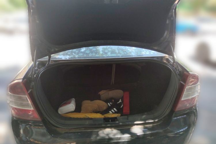 Used Ford Focus 2011 Sedan 1.8L Automatic Fashion Edition Trunk