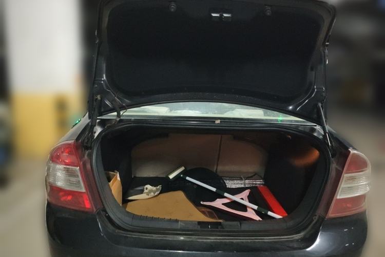 Used Ford Focus 2011 Sedan 1.8L Manual Comfort Model Trunk