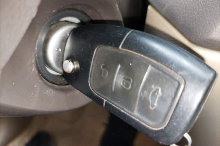 Used Ford Focus 2011 Hatchback 1.8L Automatic Fashion Edition Vehicle Key