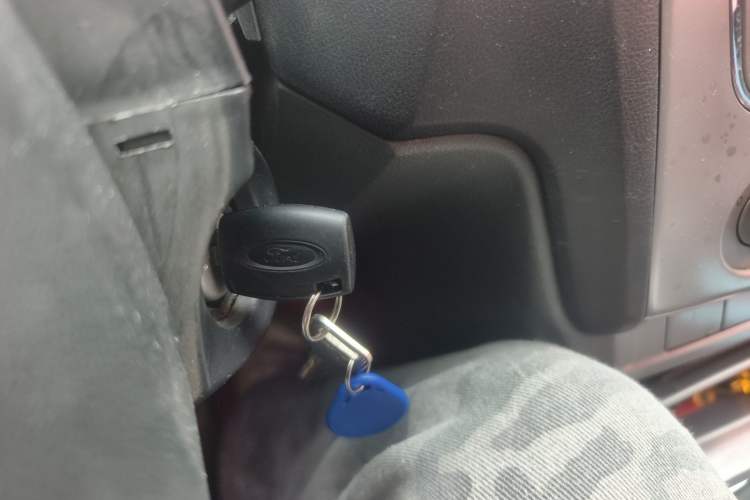 Used Ford Focus 2011 Hatchback 1.8L Manual Classic Model Vehicle Key