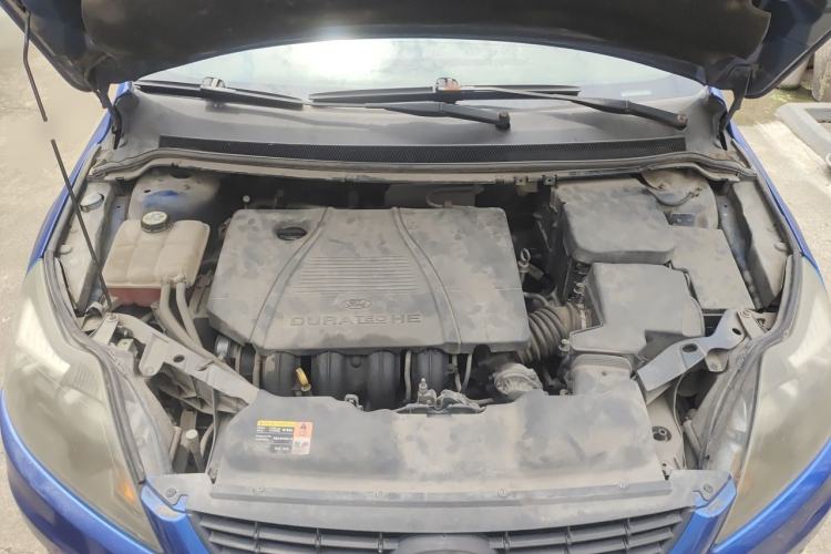 Used Ford Focus 2011 Hatchback 1.8L Automatic Fashion Edition Engine Bay