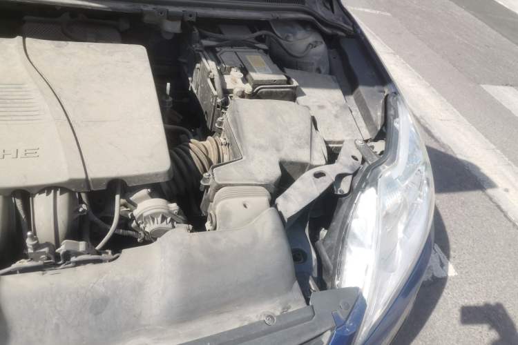 Used Ford Focus 2011 Sedan 1.8L Automatic Fashion Edition Engine Bay Left