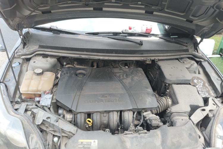 Used Ford Focus 2011 Hatchback 1.8L Manual Classic Model Engine Bay