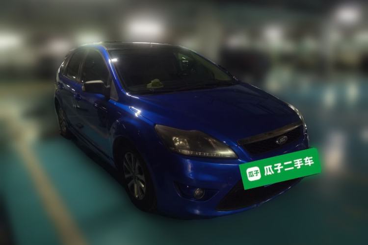 Used Ford Focus 2011 Hatchback 1.8L Automatic Fashion Edition Front Right 45 Deg