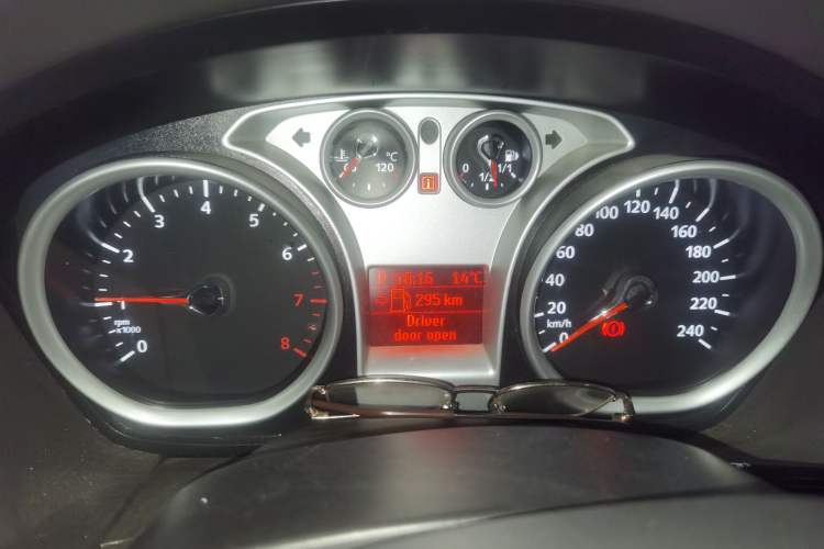 Used Ford Focus 2011 Hatchback 1.8L Automatic Fashion Edition Instrument Cluster