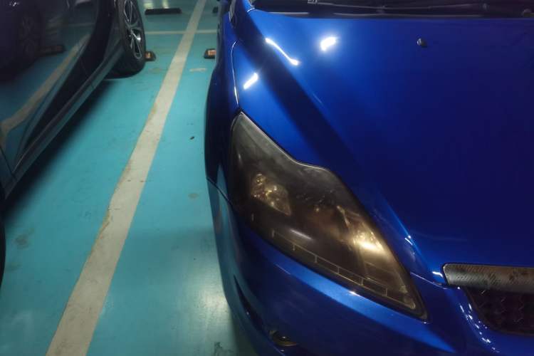 Used Ford Focus 2011 Hatchback 1.8L Automatic Fashion Edition Right Front Headlight