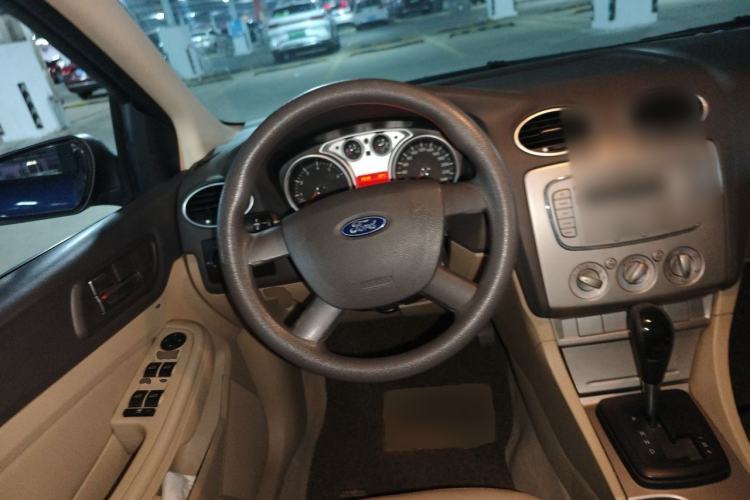 Used Ford Focus 2011 Sedan 1.8L Automatic Fashion Edition Steering Wheel
