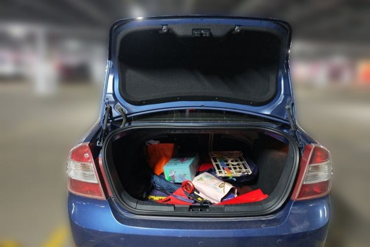 Used Ford Focus 2011 Sedan 1.8L Automatic Fashion Edition Trunk