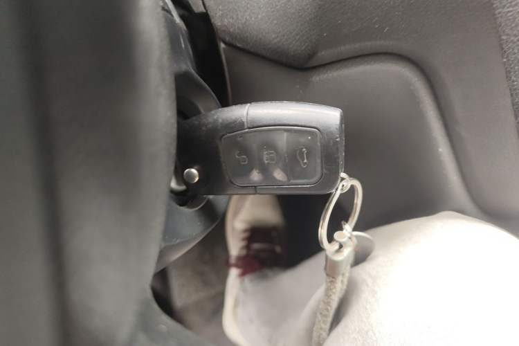 Used Ford Focus 2011 Hatchback 1.8L Manual Classic Model Vehicle Key