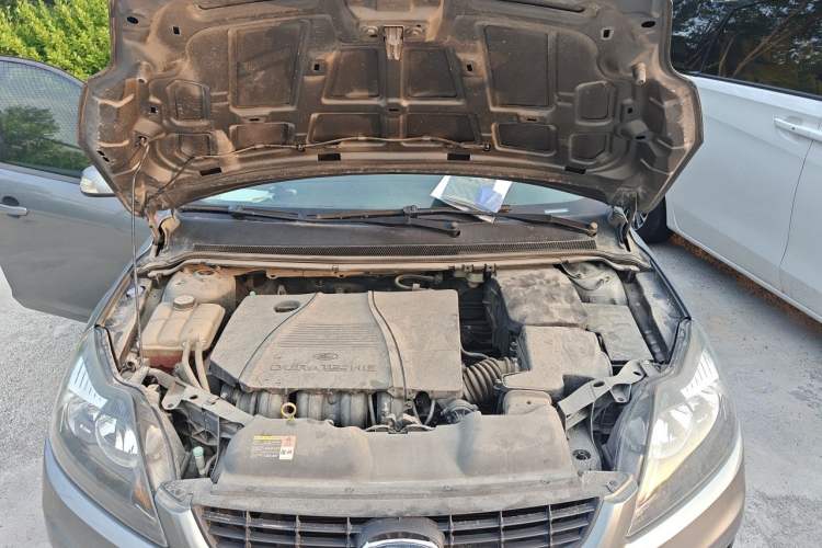 Used Ford Focus 2011 Hatchback 1.8L Manual Classic Model Engine Bay