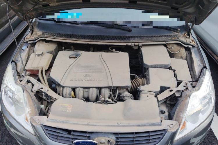 Used Ford Focus 2011 Sedan 1.8L Manual Comfort Model Engine Bay