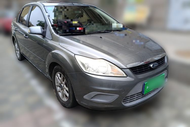 Used Ford Focus 2011 Sedan 1.8L Manual Comfort Model Front Right 45 Deg