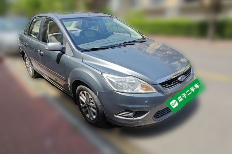 Used Ford Focus 2011 Sedan 1.8L Automatic Fashion Edition Front Right 45 Deg