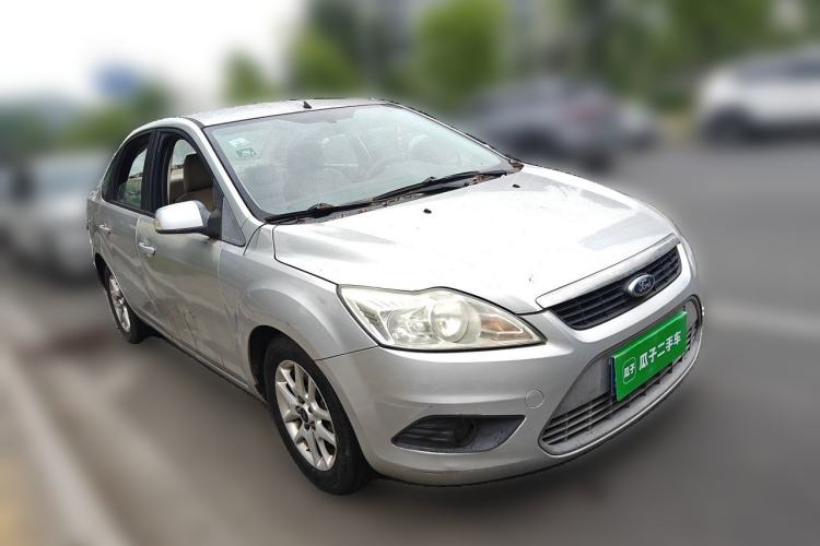 Used Ford Focus 2011 Sedan 1.8L Manual Classic Model Front Right 45 Deg