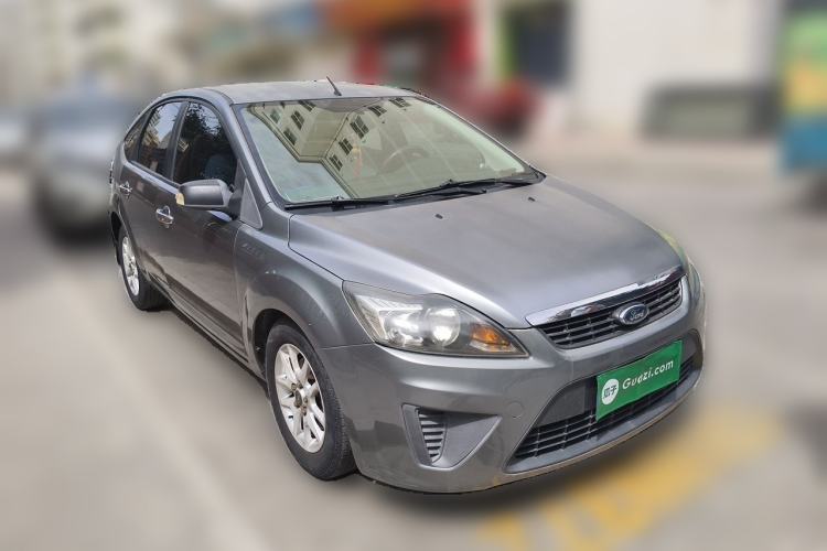 Used Ford Focus 2011 Hatchback 1.8L Manual Classic Model Front Right 45 Deg