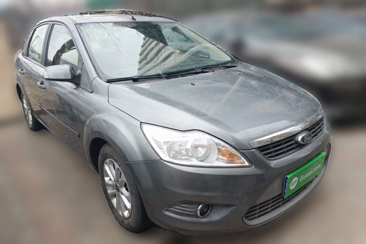 Used Ford Focus 2011 Sedan 1.8L Automatic Fashion Edition Front Right 45 Deg