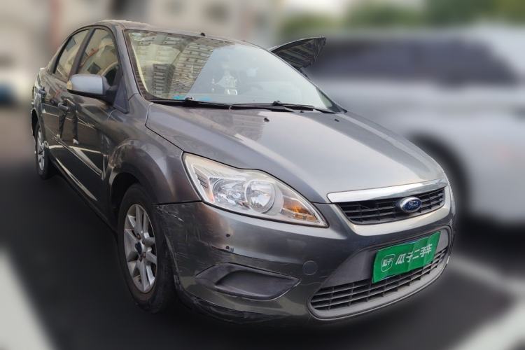 Used Ford Focus 2011 Sedan 1.8L Manual Comfort Model Front Right 45 Deg