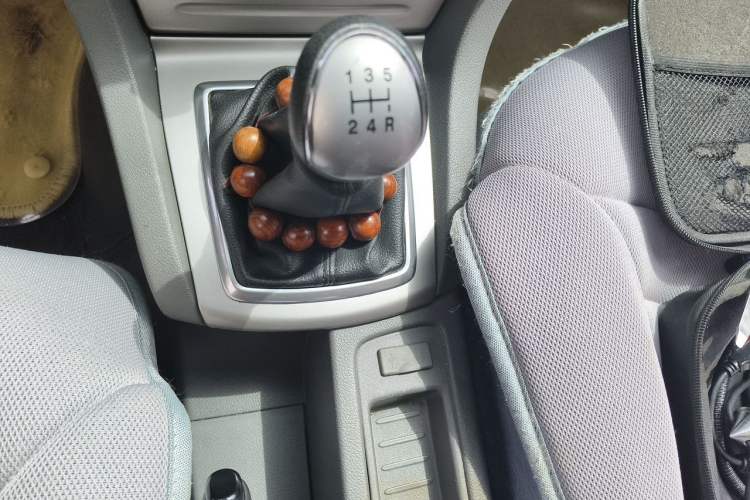 Used Ford Focus 2011 Hatchback 1.8L Manual Classic Model Gear Lever
