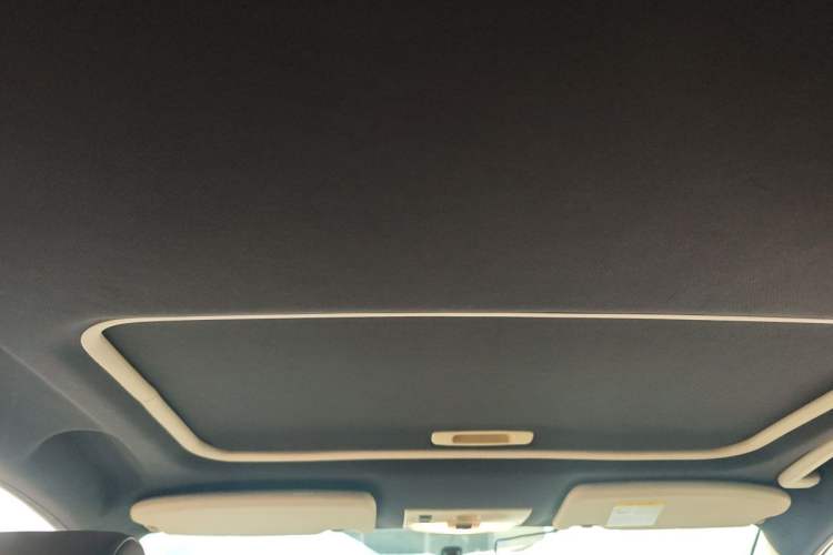 Used Ford Focus 2011 Sedan 1.8L Automatic Fashion Edition Headliner