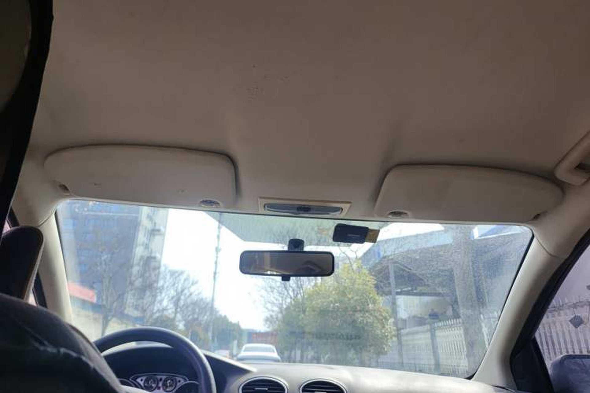 Used Ford Focus 2011 Sedan 1.8L Manual Classic Model Headliner