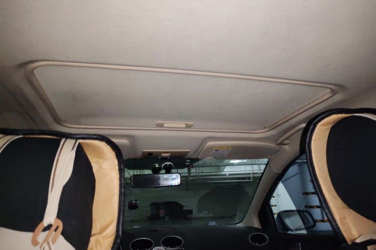 Used Ford Focus 2011 Sedan 1.8L Manual Comfort Model Headliner