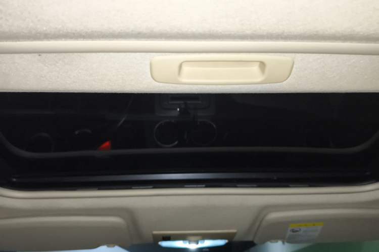 Used Ford Focus 2011 Hatchback 1.8L Automatic Fashion Edition Headliner