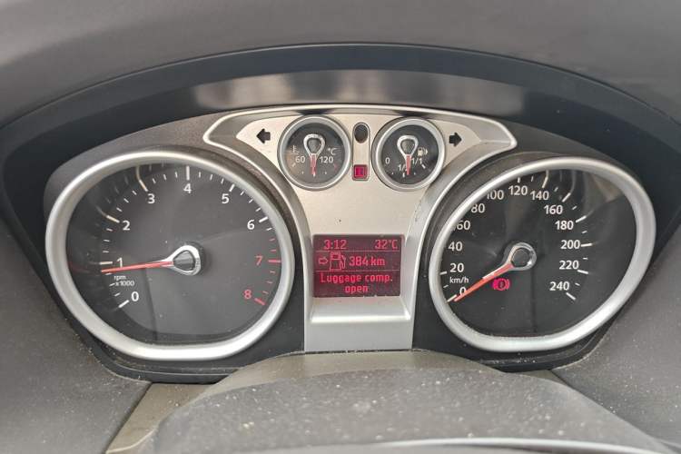 Used Ford Focus 2011 Sedan 1.8L Manual Classic Model Instrument Cluster
