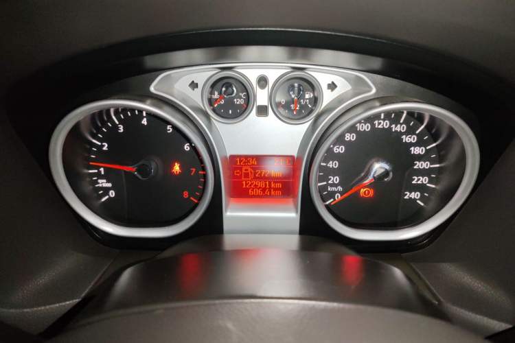 Used Ford Focus 2011 Sedan 1.8L Manual Comfort Model Instrument Cluster